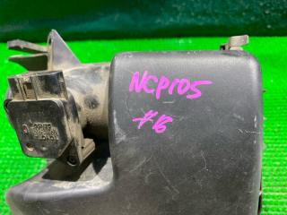 Корпус воздушного фильтра TOYOTA RACTIS NCP105 1NZFE 22204-22010 1770521090 5 ракурс Корпус воздушного фильтра TOYOTA RACTIS NCP105 1NZFE 22204-22010 1770521090 5 ракурс