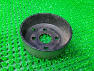 Шкив помпы TOYOTA NOAH AZR65 1AZFSE 4 ракурс
