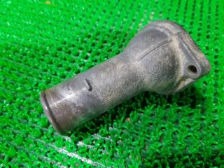 Корпус термостата TOYOTA MARK II JZX93 1JZGE 4 ракурс Корпус термостата TOYOTA MARK II JZX93 1JZGE 4 ракурс