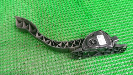 Педаль газа MAZDA PREMACY CWEFW LFVD BEV1-41600 2 ракурс