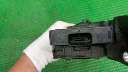 Педаль газа MAZDA PREMACY CWEFW LFVD BEV1-41600 4 ракурс