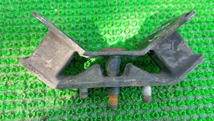 Подушка акпп SUBARU LEGACY BL5 EJ20 3 ракурс