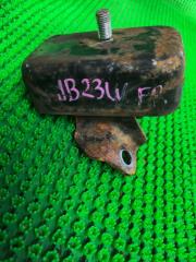 Подушка двигателя правая SUZUKI JIMNY JB23W K6A 2 ракурс Подушка двигателя правая SUZUKI JIMNY JB23W K6A 2 ракурс