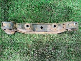 Подушка редуктора задняя TOYOTA HARRIER SXU15 5SFE 3 ракурс