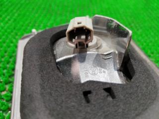 Стоп-вставка правая задняя TOYOTA MARK X GRX135 22-352 3 ракурс