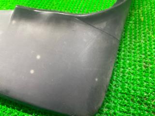 Брызговик правый задний TOYOTA RAV4 SXA10 76625-42020 3 ракурс