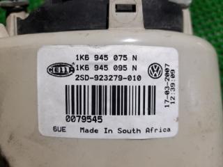 Стоп-сигнал левый задний VOLKSWAGEN GOLF 1K1 1K6945075 4 ракурс