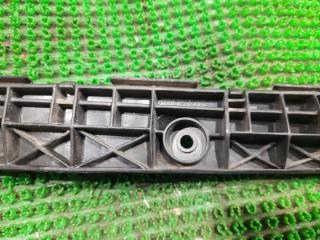 Крепление бампера левое заднее TOYOTA HARRIER GSU36 52576-48020 3 ракурс