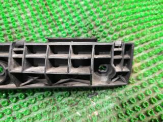 Крепление бампера левое заднее TOYOTA HARRIER GSU36 52576-48020 4 ракурс
