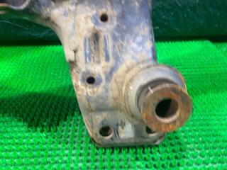 Подрамник NISSAN PRESAGE TNU31 QR25DE 2 ракурс