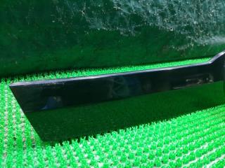 Накладка 5-й двери задняя HONDA FIT GE6 74890-TF0-J010 5 ракурс