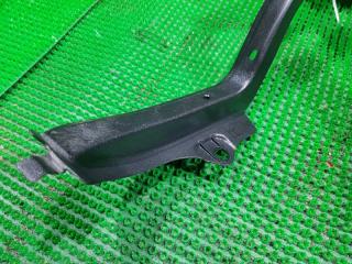 Накладка петли багажника задняя TOYOTA ALLION ZZT245 3 ракурс