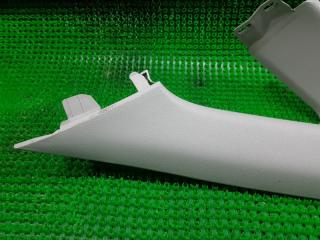 Накладка на стойку кузова левая передняя TOYOTA RACTIS NCP105 1NZFE 62212-52160 2 ракурс