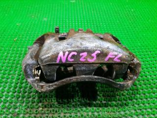 Суппорт правый передний NISSAN SERENA NC25 MR20DE 3 ракурс Суппорт правый передний NISSAN SERENA NC25 MR20DE 3 ракурс