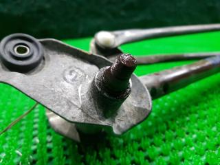 Трапеция дворников TOYOTA MARK II JZX115 1JZGE 8511022600 2 ракурс