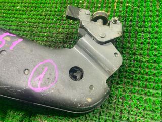 Ролик раздвижной двери левый задний NISSAN ELGRAND NE51 5 ракурс