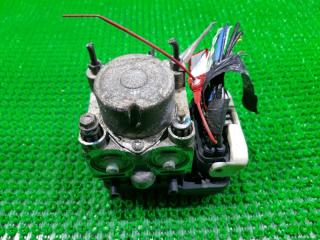 Блок abs TOYOTA IST NCP65 1NZFE 44510-52530 4 ракурс