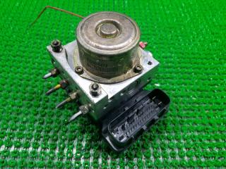 Блок abs NISSAN PRESAGE TNU31 QR25DE 476609Y100 4 ракурс