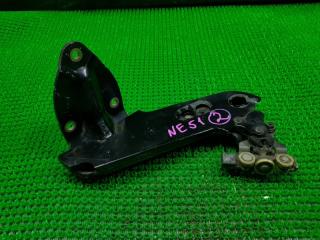 Ролик раздвижной двери левый задний NISSAN ELGRAND NE51 VQ35DE 1 ракурс