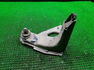 Подушка редуктора левая передняя TOYOTA HIACE LH107 3L 52380-26020 4 ракурс