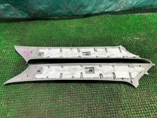 Накладка на стойку кузова передняя SUZUKI KEI HN22S K6AT 7614180g0 2 ракурс Накладка на стойку кузова передняя SUZUKI KEI HN22S K6AT 7614180g0 2 ракурс