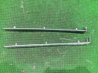 Накладка на торпеду NISSAN X-TRAIL NT30 684118H300 2 ракурс