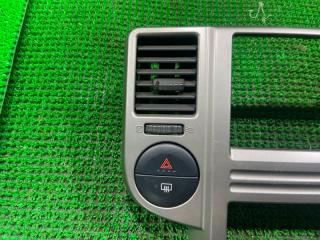 Консоль магнитофона NISSAN X-TRAIL NT30 68260eq110 4 ракурс Консоль магнитофона NISSAN X-TRAIL NT30 68260eq110 4 ракурс