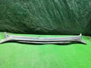 Жабо TOYOTA AVENSIS 2008.3