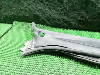 Жабо TOYOTA AVENSIS AZT255W 1AZFSE 4 ракурс Жабо TOYOTA AVENSIS AZT255W 1AZFSE 4 ракурс
