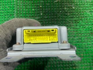 Блок управления airbag MITSUBISHI DELICA PE8W 4M40 MR277719 3 ракурс