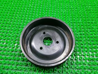 Шкив помпы MITSUBISHI DELICA D:5 CV5W 4B12 3 ракурс Шкив помпы MITSUBISHI DELICA D:5 CV5W 4B12 3 ракурс