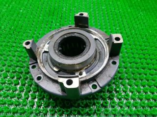 Корпус подшипника коленвала YAMAHA 140CET 2002