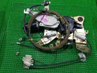 Доводчик двери левый задний NISSAN ELGRAND NE51 1 ракурс