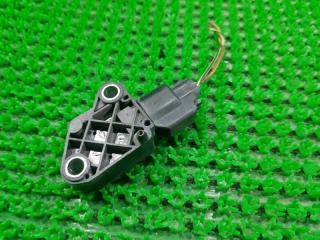 Датчик airbag VOLVO V50 MW38 B5244S4 8651200 4 ракурс Датчик airbag VOLVO V50 MW38 B5244S4 8651200 4 ракурс