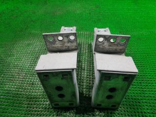 Кронштейн усилителя бампера BMW X3 E83 M54B25 340344006 340343906 4 ракурс