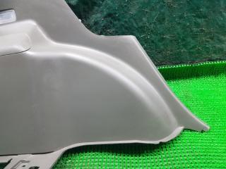 Обшивка багажника левая задняя TOYOTA VITZ SCP90 64715-52280 4 ракурс