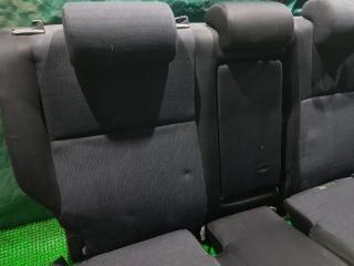 Сидение заднее TOYOTA ALLION ZRT265 3 ракурс Сидение заднее TOYOTA ALLION ZRT265 3 ракурс