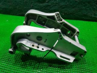 Струбцина HONDA BF20D 2004