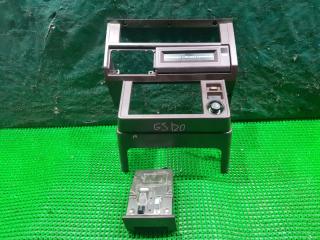 Консоль магнитофона TOYOTA CROWN