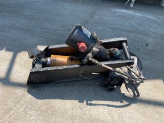 Гидроцилиндр подъема кузова NISSAN ATLAS 1993.02