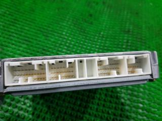 Блок efi TOYOTA MARK II GX115 1GFE 896612A130 3 ракурс