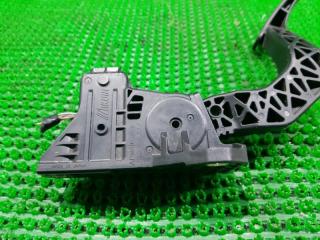 Педаль газа SUZUKI MR WAGON MF33S R06A 4 ракурс Педаль газа SUZUKI MR WAGON MF33S R06A 4 ракурс