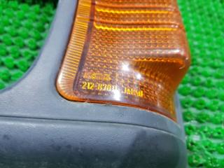 Габарит левый передний MITSUBISHI MINICAB U42T 212-87011 2 ракурс Габарит левый передний MITSUBISHI MINICAB U42T 212-87011 2 ракурс