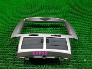 Консоль магнитофона TOYOTA VITZ