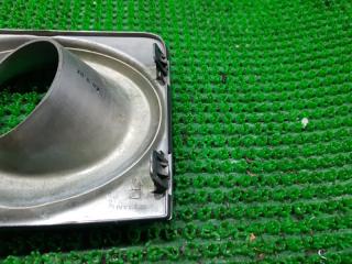Накладка декоративная левая передняя NISSAN SERENA CNC25 4 ракурс Накладка декоративная левая передняя NISSAN SERENA CNC25 4 ракурс