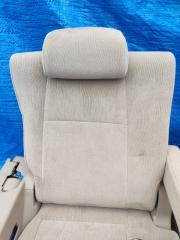 Сидение заднее TOYOTA ALPHARD ANH25 2AZFE 5 ракурс Сидение заднее TOYOTA ALPHARD ANH25 2AZFE 5 ракурс