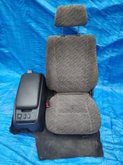 Сидение левое переднее TOYOTA HIACE KZH106 1KZT 1 ракурс Сидение левое переднее TOYOTA HIACE KZH106 1KZT 1 ракурс