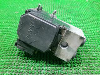 Блок abs TOYOTA DYNA XZU368 N04C 44540-37080 1 ракурс