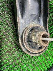 Рычаг правый передний TOYOTA VITZ NSP135 1NRFE 122761 3 ракурс