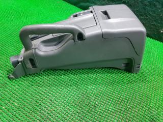 Бардачок между сиденьями ISUZU BIGHORN UBS69GW 2 ракурс